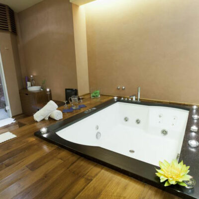 Everything you need to know before buying spa hot tubs